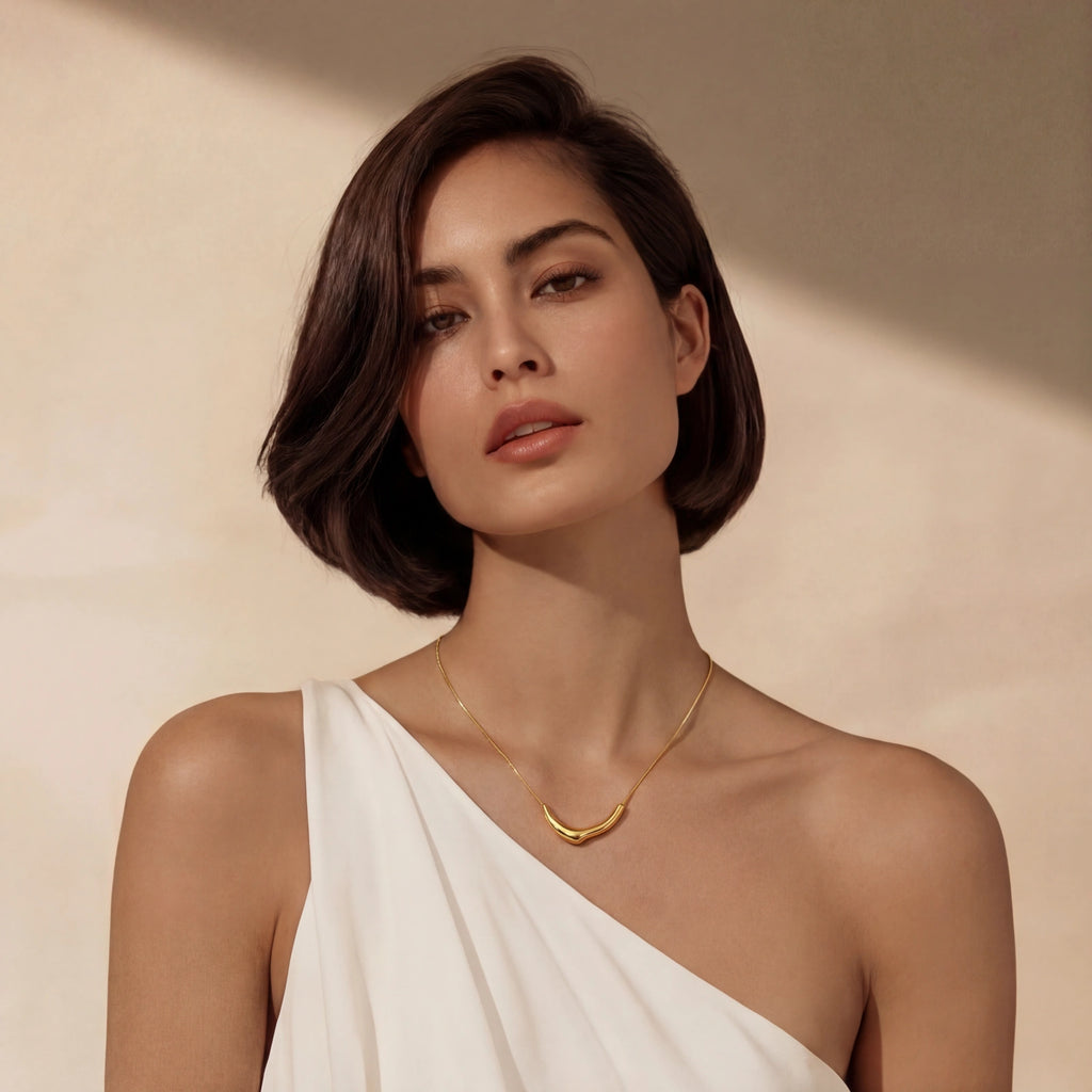 Curve Statement Necklace